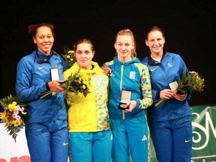 Жіноча збірна України з фехтування перемогла на етапі Кубку світу у Китаї