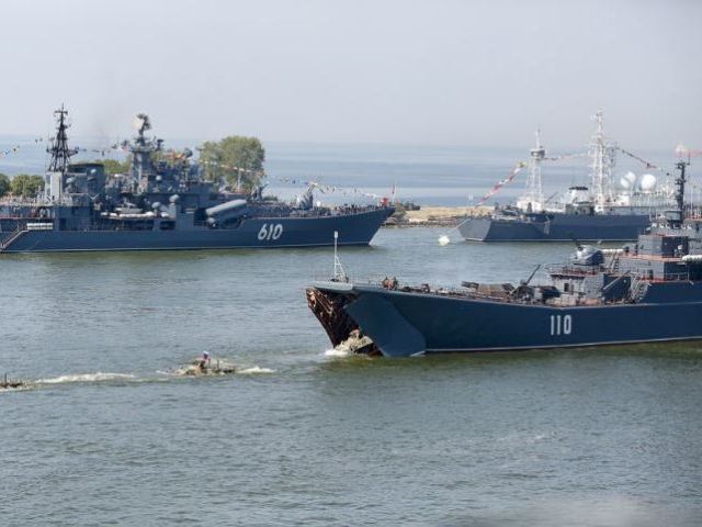 Празднование Дня ВМС РФ порту Балтийск