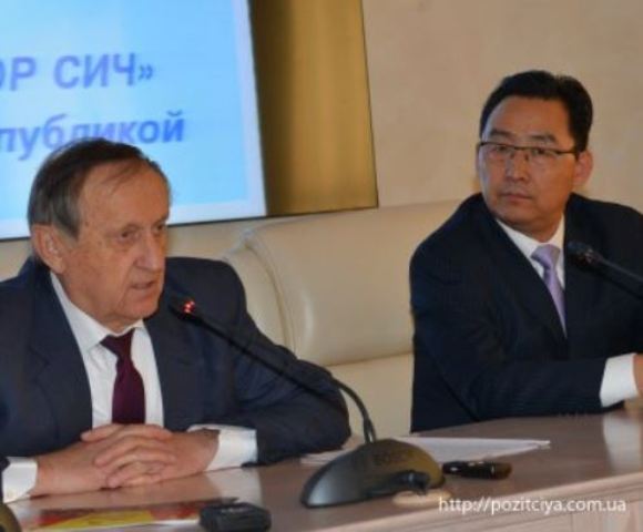 Генеральный директор МоторСич Богуслаев и представитель КНР